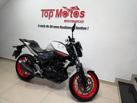 YAMAHA MT-03 ABS YAMAHA MT-03 ABS